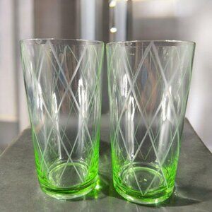 Light Transparent Green Tumbler Barware Set‎ 2 Diamond Etched Pattern Glasses